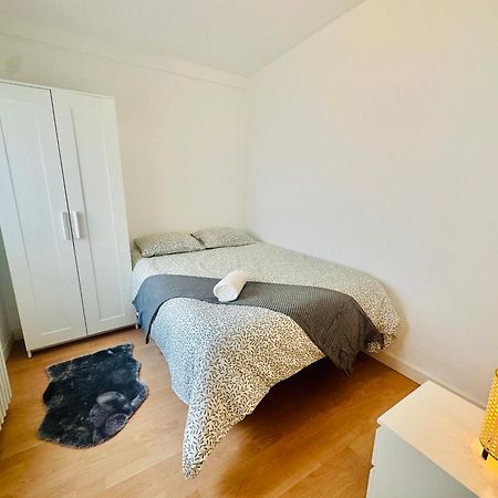 La Ibiza Del Pilar Apartment Zaragoza Luaran gambar