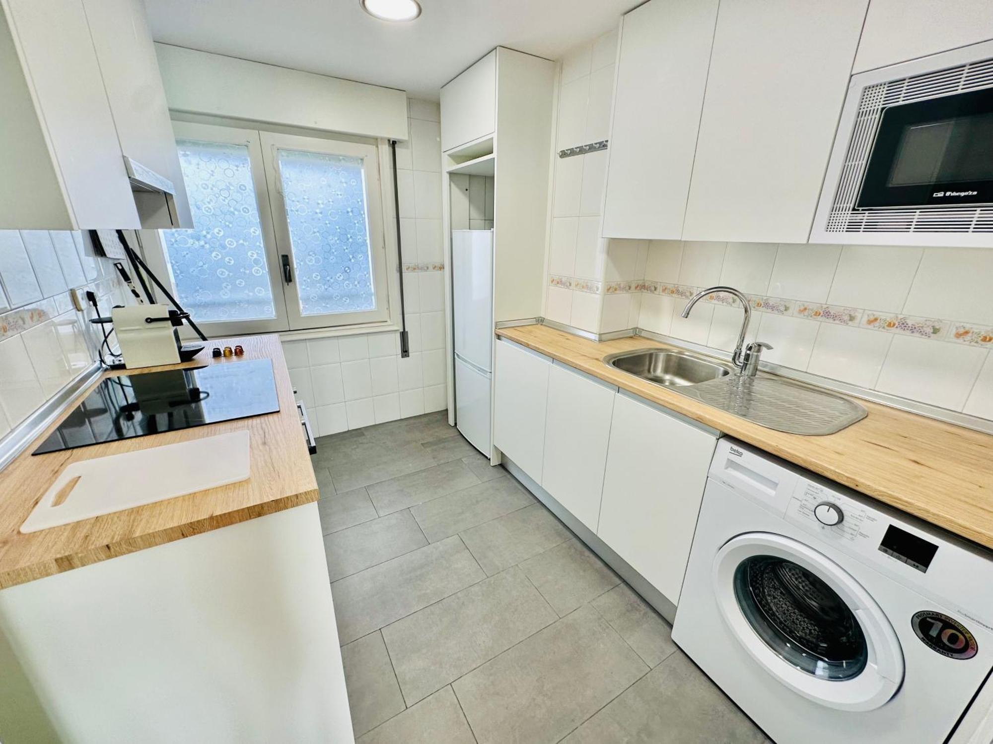 La Ibiza Del Pilar Apartment Zaragoza Luaran gambar