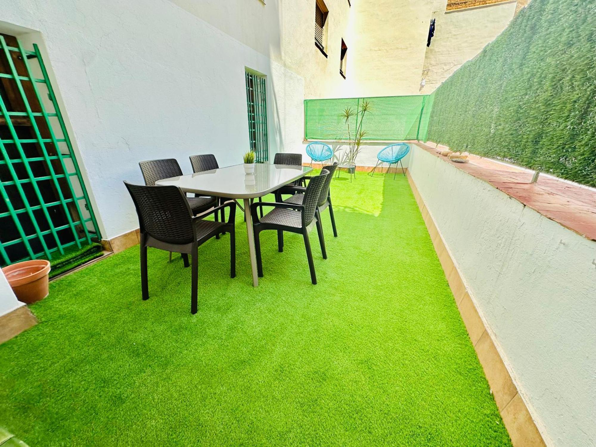 La Ibiza Del Pilar Apartment Zaragoza Luaran gambar